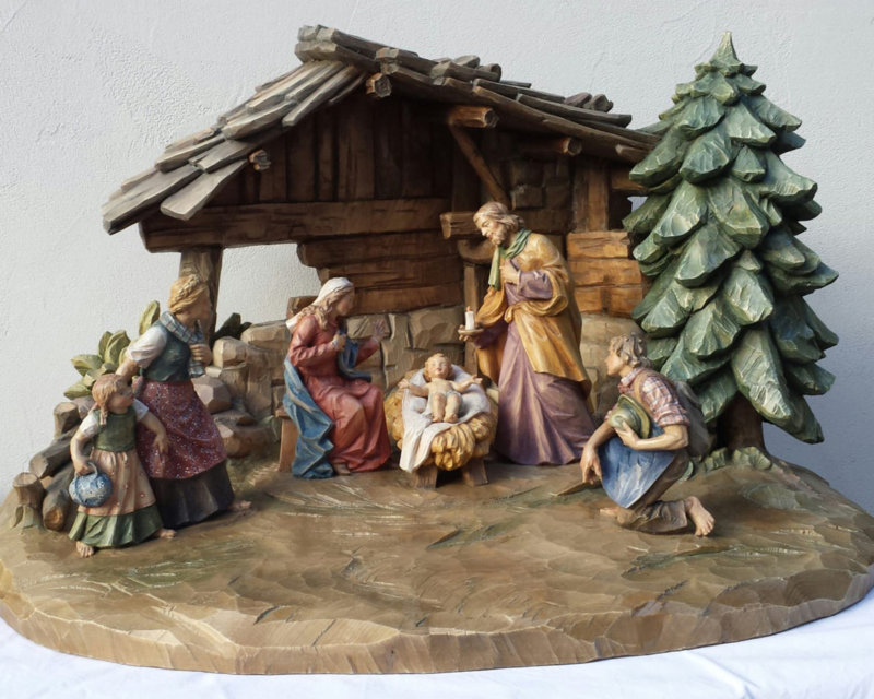 Figures zipledes da Helene Demetz da Pincan. Figures zipledes da Helene Demetz da Pincan.