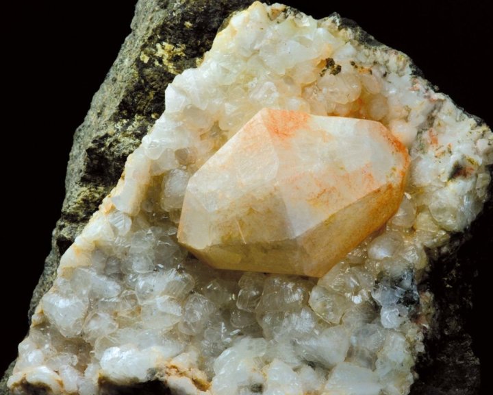 Natrolith, Piz Sella